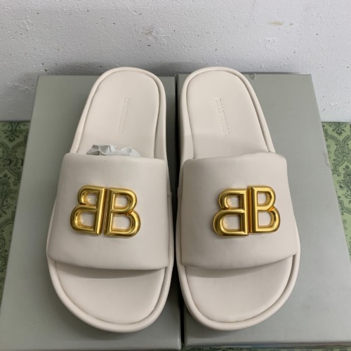 Balenciaga Women Thick Soled Luxury Designer Shoes Loafers Slipper Flat Outdoor Beach Slippers Household Sandals 35 to 42