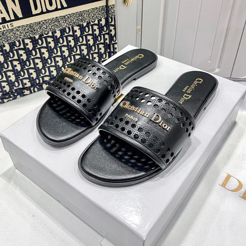 Dior Luxury Designer Shoes Loafers Slipper Flat Outdoor Beach Slippers Women Shoes Household Sandals 35 to 42