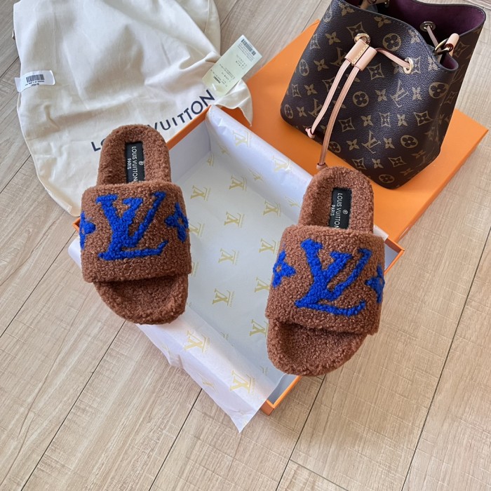 Louis Vuitton Women Woolen Designer Slippers Flat Sandals Winter Indoor Designer Shoes Size 35 To 42