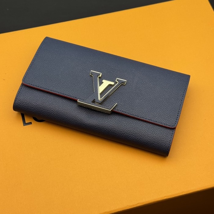 Louis vuitton 19cm Capucines Wallet Designer Bags Card Bag