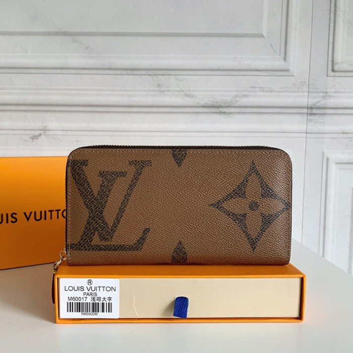 Louis vuitton 19cm Zipper Wallet Designer Bags ID Card Bag M60017