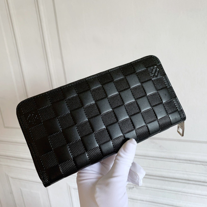 Louis vuitton 19cm Zipper Wallet Designer Bags ID Card Bag M60017