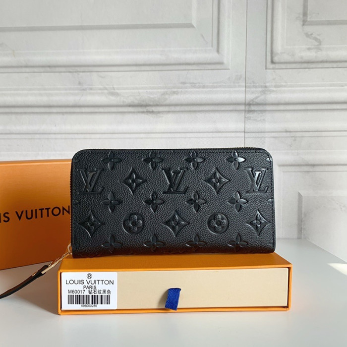 Louis vuitton 19cm Zipper Wallet Designer Bags ID Card Bag M60017