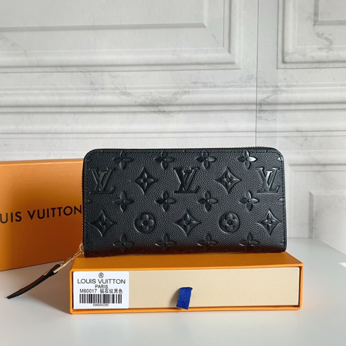 Louis vuitton 19cm Zipper Wallet Designer Bags ID Card Bag M60017