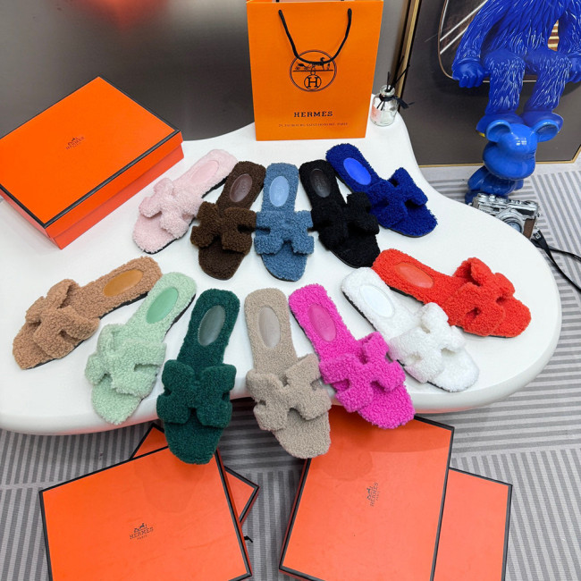 Hermes Women Woolen Designer Slippers Flat Sandals Winter Indoor Designer Shoes Size 35 To 42