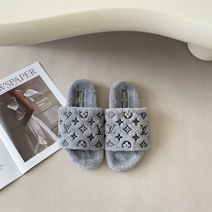 Louis Vuitton Women Woolen Designer Slippers Flat Sandals Winter Indoor Designer Shoes Size 35 To 42