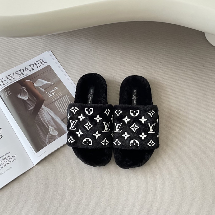 Louis Vuitton Women Woolen Designer Slippers Flat Sandals Winter Indoor Designer Shoes Size 35 To 42