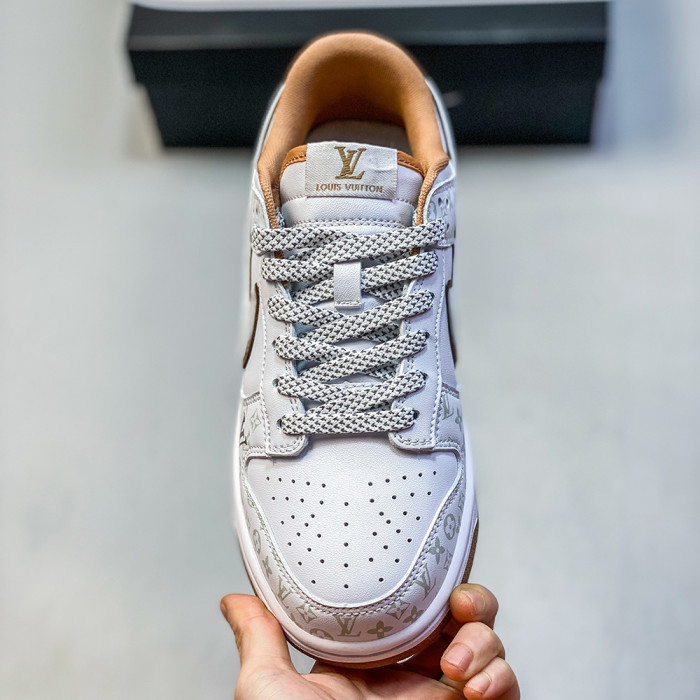 Nike SB Dunk Low LV Co-branded Luxury Designer Shoes Loafers Flat Outdoor Shoes Sneakers 36 to 45