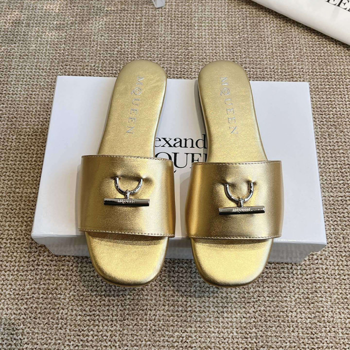 McQueen Luxury Designer Shoes Loafers Slipper Flat Outdoor Beach Slippers Women Shoes Household Sandals 35 to 42