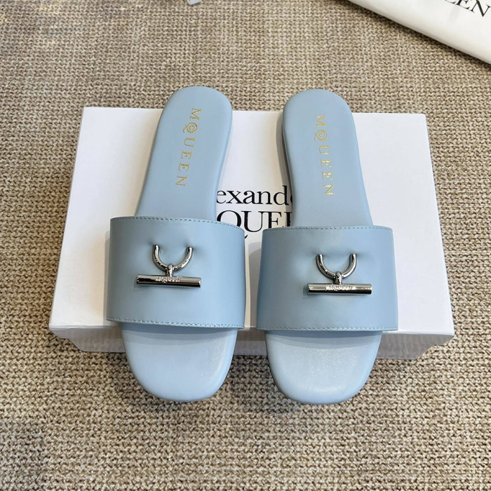 McQueen Luxury Designer Shoes Loafers Slipper Flat Outdoor Beach Slippers Women Shoes Household Sandals 35 to 42