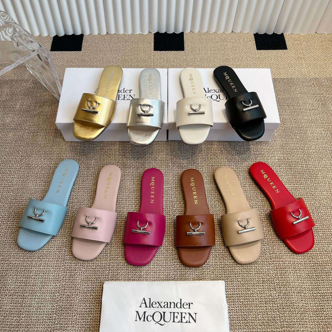 McQueen Luxury Designer Shoes Loafers Slipper Flat Outdoor Beach Slippers Women Shoes Household Sandals 35 to 42