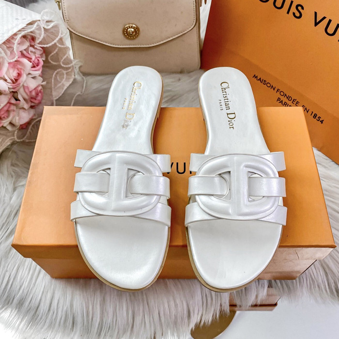 Dior Luxury Designer Shoes Loafers Slipper Flat Outdoor Beach Slippers Women Shoes Household Sandals 36 to 42