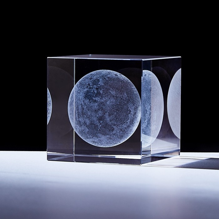 Customized wholesale 3D laser engraved etched K9 crystal animal cube paperweights(10pcs)