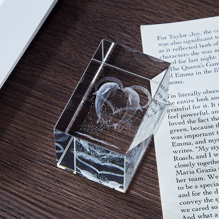 Customized wholesale 3D laser engraved etched K9 crystal animal cube paperweights(10pcs)