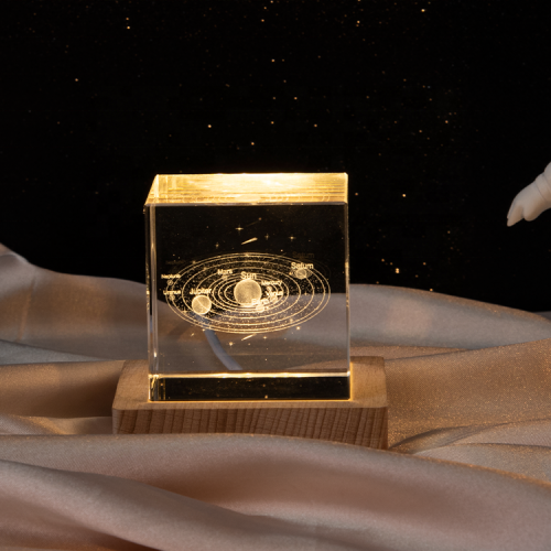 Luxury design wholesale 3D laser engraved K9 crystal glass paperweight cubes with lighting base(10pcs)