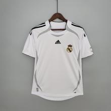 22/23 Real Madrid White Retro Style Fans Version  Training  Jersey