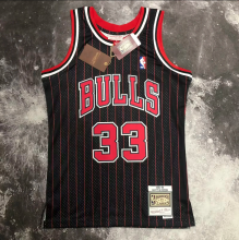 Retro 98  Chicago Bulls 33 号 皮蓬 NBlack stripe NBA Jerseys