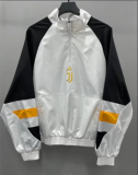 23/24 Juventus Half zipper  windbreaker