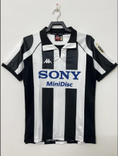 Retro 97/98  juventus  Home soccer Jersey  Thai  Qaulity