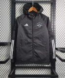 23/24 M-U Windbreaker Black
