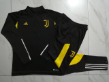 23/24  juventus Half pull up long sleeves Training suit black Soccer Jersey