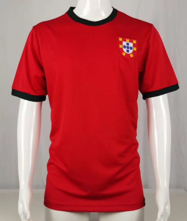 Retro 1966/1969 Portugal home Socce Jersey
