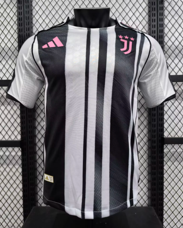 25/26 Juventus home player version Soccer Jersey