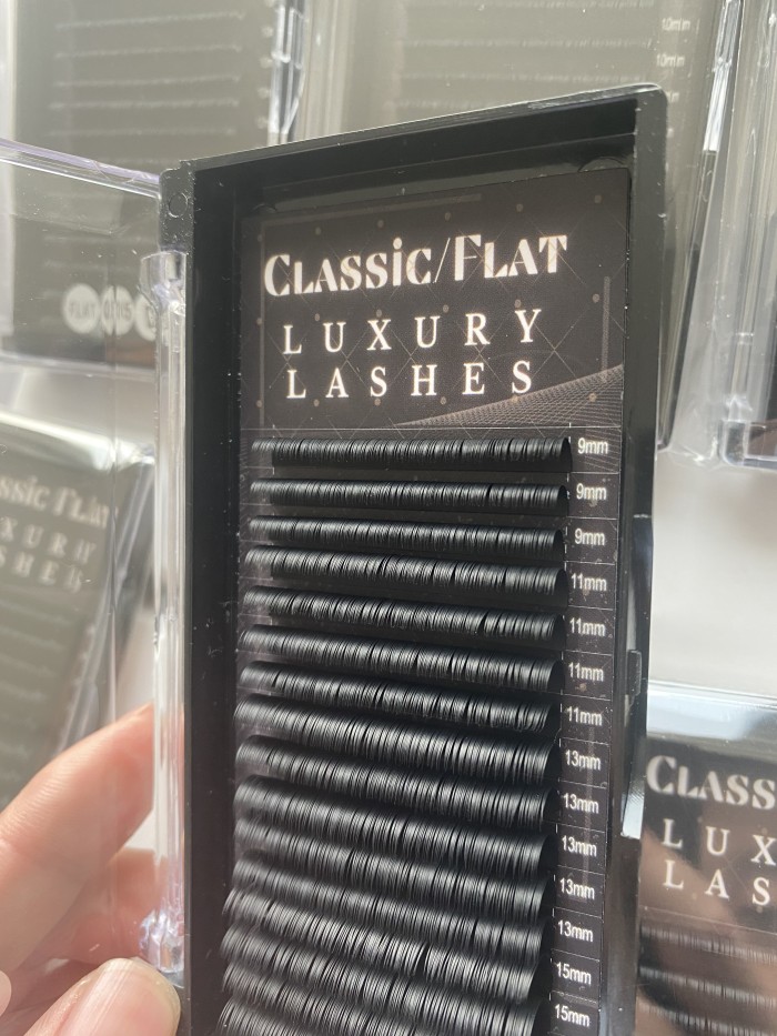 FLAT STYLE LASHES