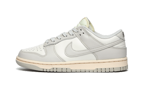 Dunk Low Light Bone