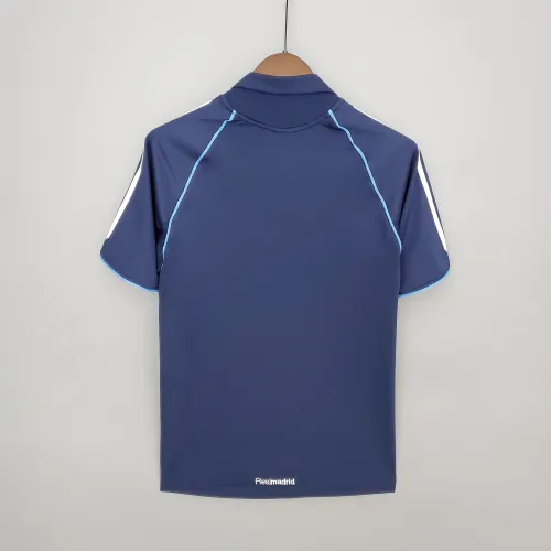 Retro 05/06 Real Madrid Away