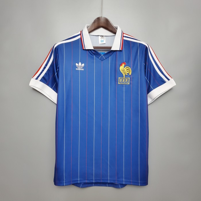 Retro France 1982 home