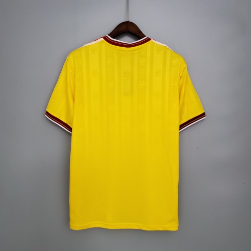 Retro 85/86 Liverpool away yellow