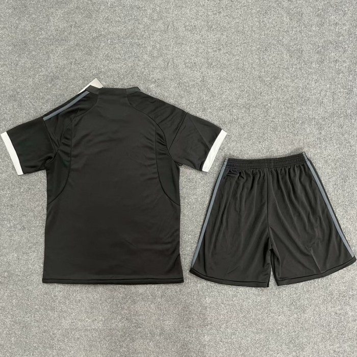 23/24 Juventus third kids kit with socks