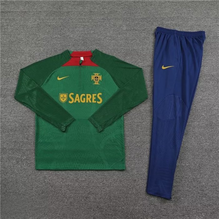 23/24 Portugal green training suit
