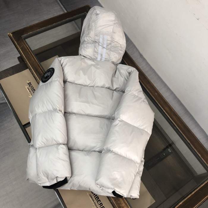 CANADA GOOSE Down Jackets