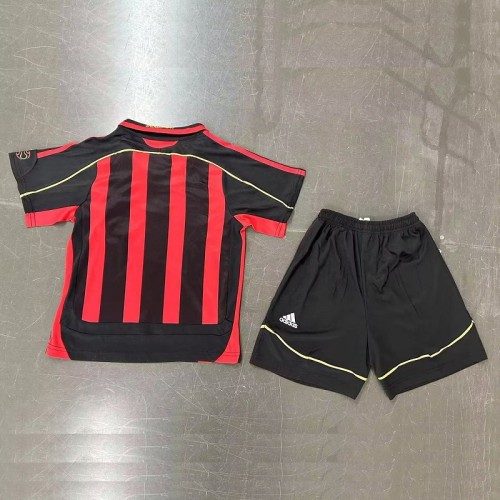 Retro 06/07 AC Milan home kids kit