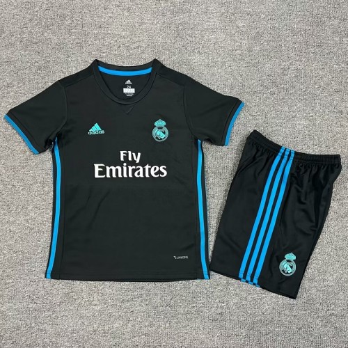 Retro 17/18 Real Madrid away kids kit