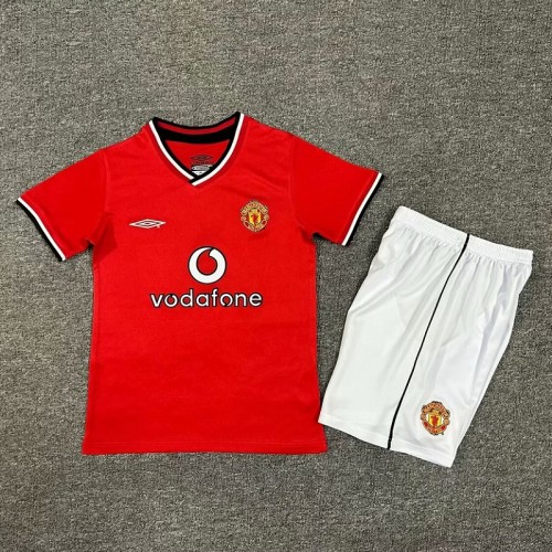 Retro 00/02 Manchester United home kids kit