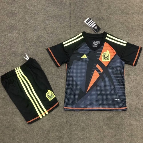 24/25 Mexico goalkeeper kids kit