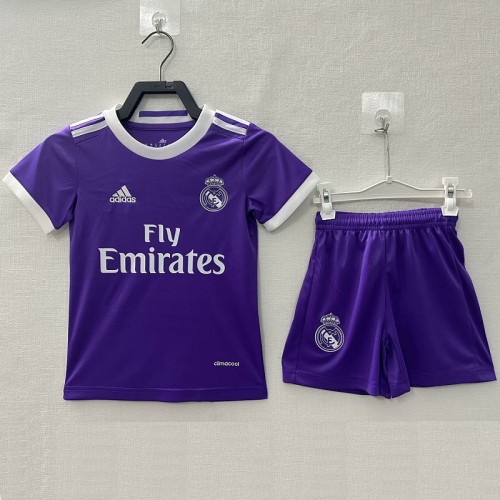 16/17 Retro Real Madrid Away kids kit