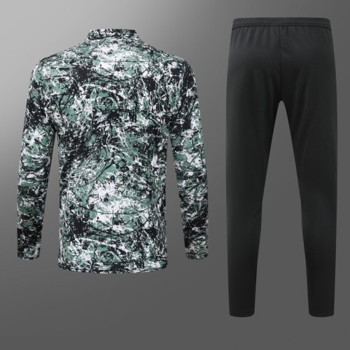 24/25 Manchester United kids camouflage training suit