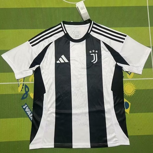 24/25 Juventus home football Jersey