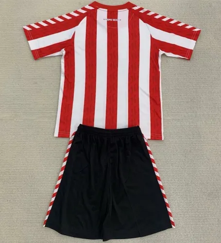 24/25 Sunderland home kids kit