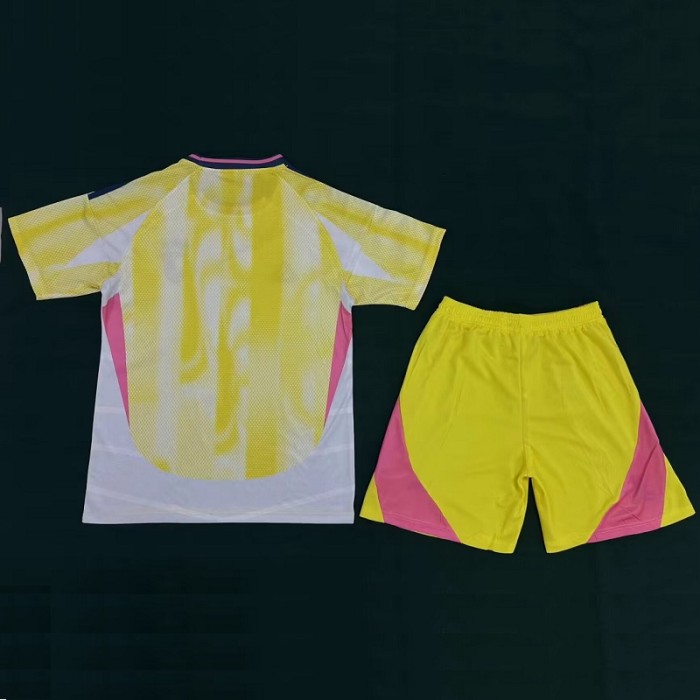 24/25 Juventus Away Adult set