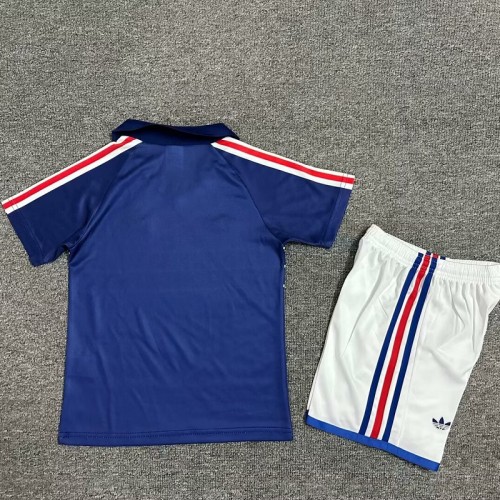 Retro 82/84 France home kids kit