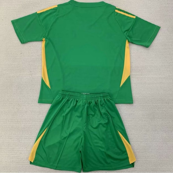 24/25 Real Madrid green goalkeeper kids kit