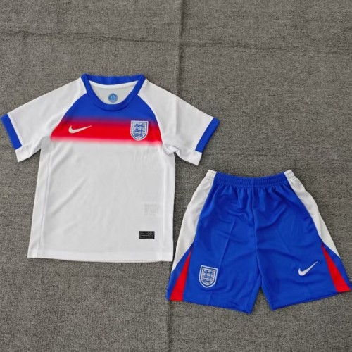 25/26 England home kids kit