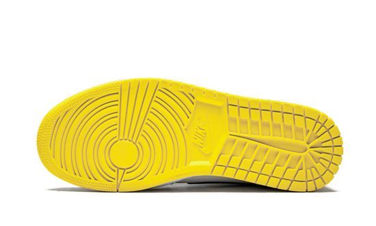 Air Jordans 1 Mid 'Yellow Toe' 852542-071