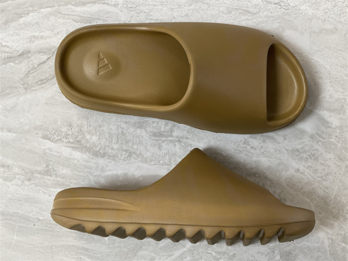 Yeezy Slides 'Ochre'