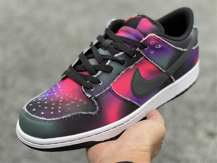 Nike Dunk Low “Graffiti”